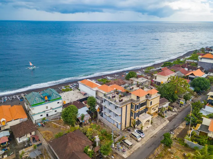 Бунутан: Отель Mejore Beach