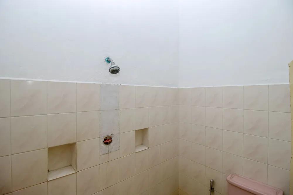 Суракарта: Airy Banjarsari Cocak Tiga 1 Solo