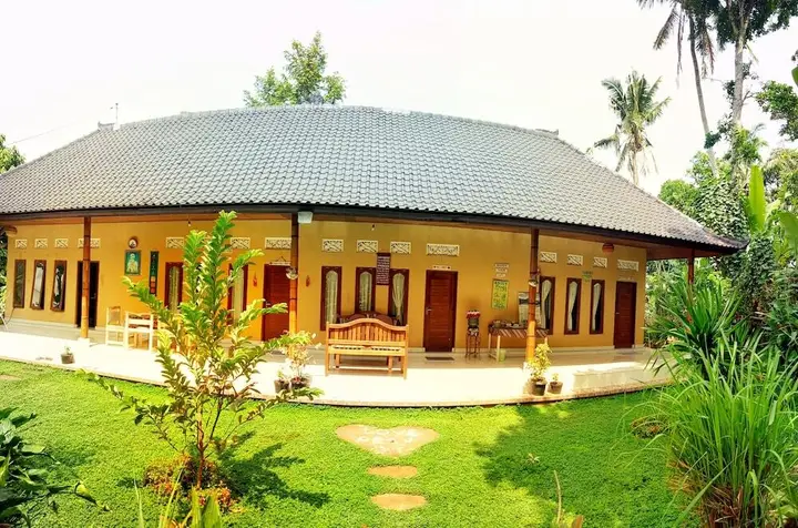 bucu hidden guest house, and meditation center — фото 1