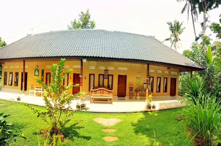 Паянган: bucu hidden guest house, and meditation center