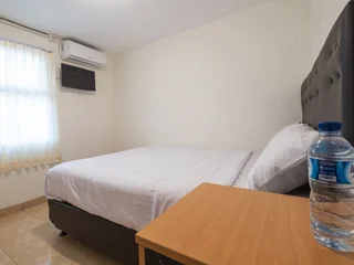 Депок: OYO 2173 Bnv House Babarsari