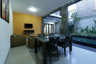 Табанан: OYO 2694 Villa Ulun Kubu No 3