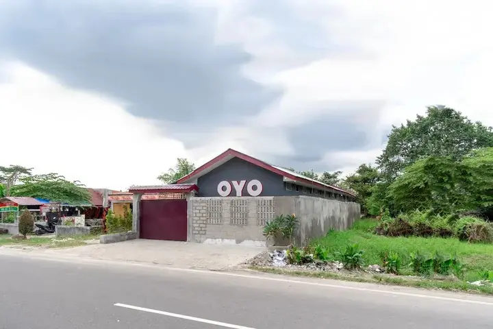 Петумбак: Oyo 2397 Umbu Residence