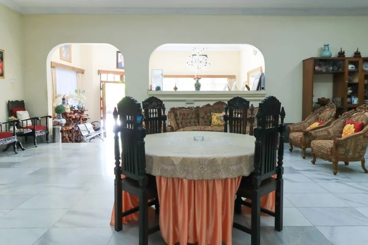 Макассар: Andrin Daspatt Hotel