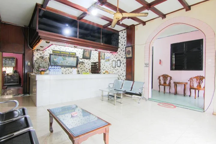 Медан: Hotel Halim Perdana
