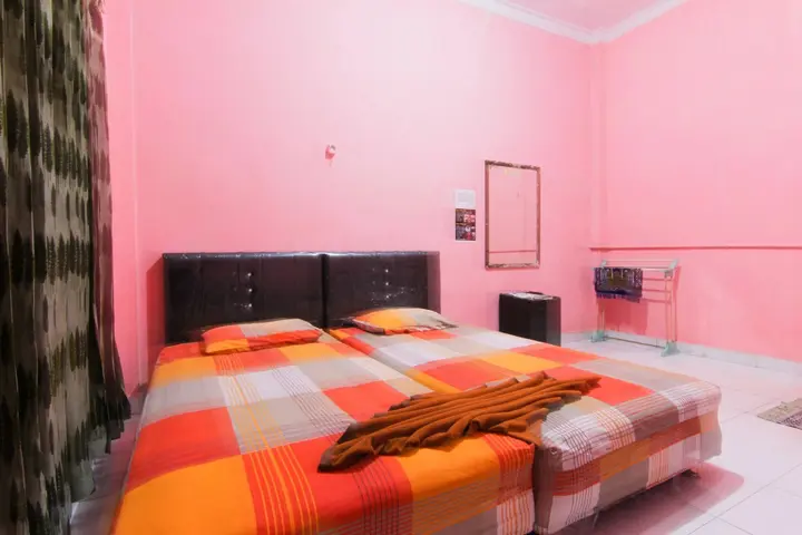 Медан: Hotel Halim Perdana