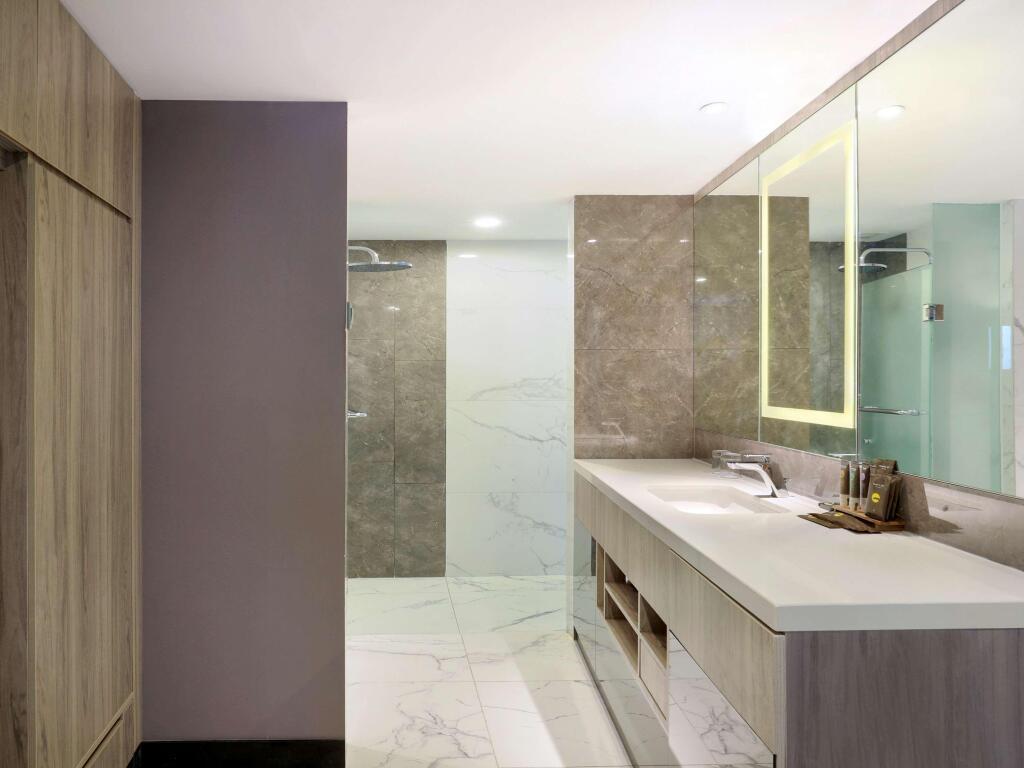 Джокьякарта: Novotel Suites Yogyakarta Malioboro