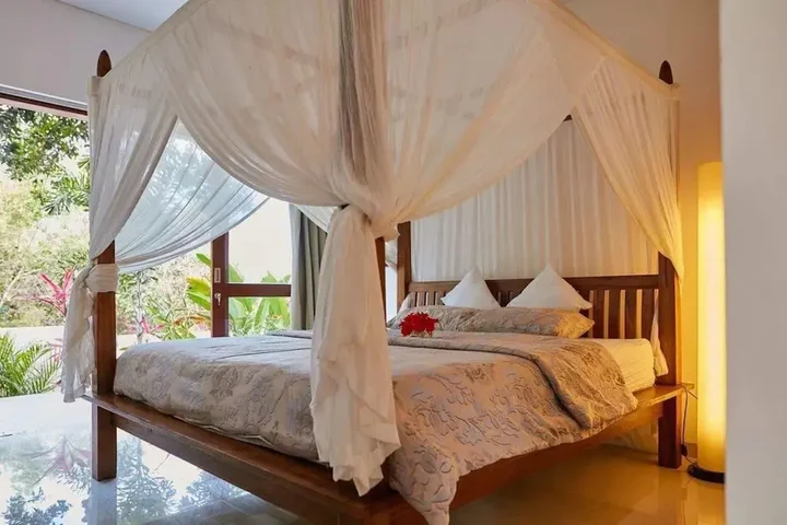 Беноа: Taman Bahagia Bali