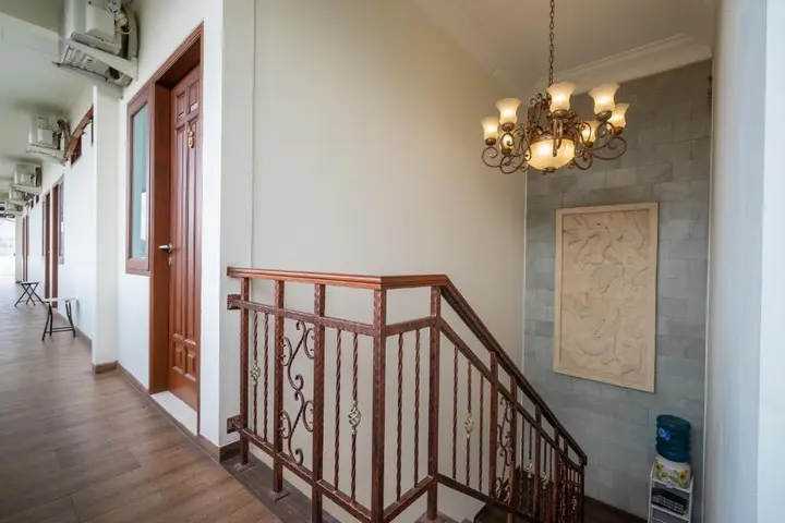 Батуретно: OYO 2347 Griya Patran Near RS Queen Latifa