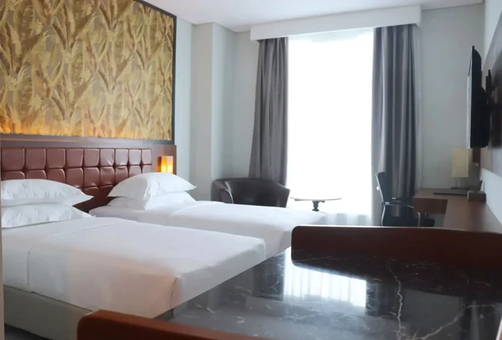 Тангеранг: Pakons Prime Hotel
