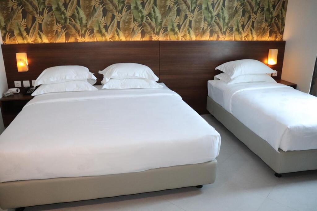 Тангеранг: Pakons Prime Hotel