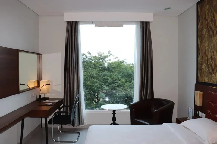 Тангеранг: Pakons Prime Hotel