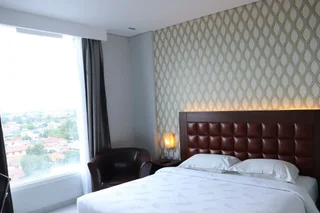 Тангеранг: Pakons Prime Hotel