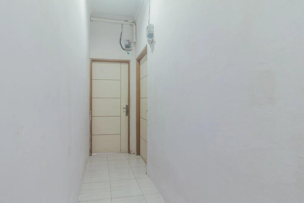 Амбон: Haven Boarding House
