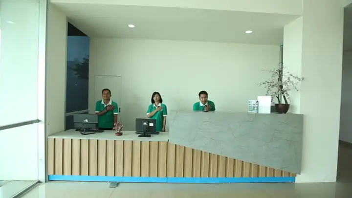 Чикаранг: Collection O The Enviro Cikarang