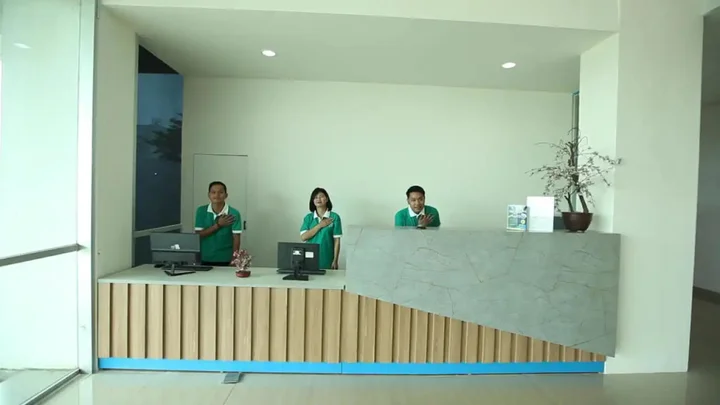 Чикаранг: Collection O The Enviro Cikarang