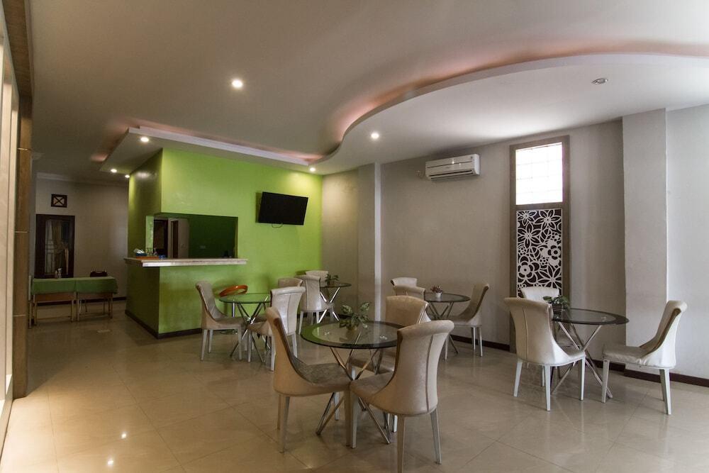 Пеканбару: Edotel Amanah Hotel Syariah
