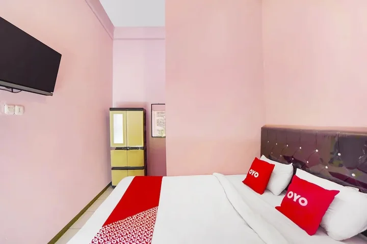 Медан: OYO 91234 Aladinmar 2