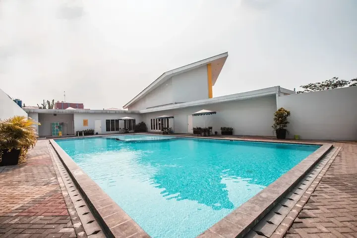Тангеранг: OYO Flagship 1170 The Habitat Karawaci