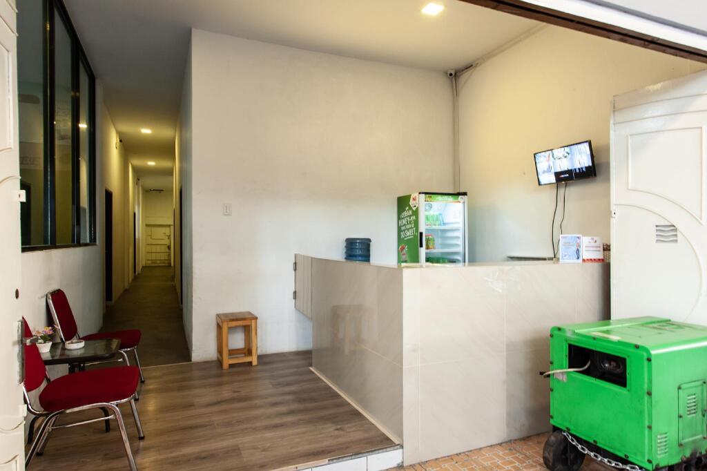 Медан: OYO Life 2366 Gatsu Kost