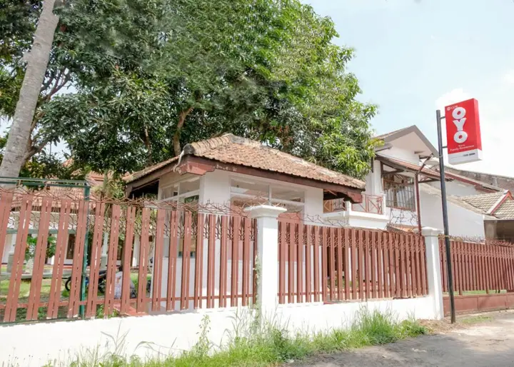 Маланг: Super OYO 1376 Kina Family Residence Syariah
