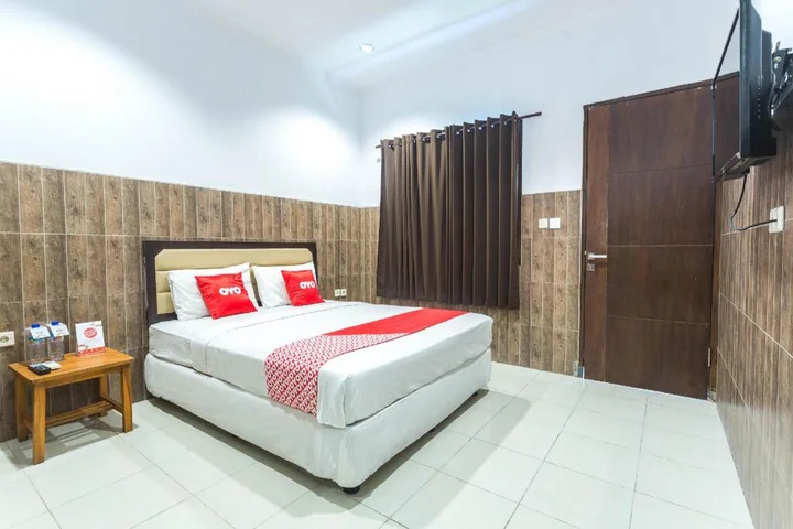 Сенджиги: OYO 2020 Hotel Bumi Aditya