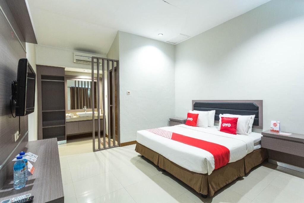 OYO 2020 Hotel Bumi Aditya — фото 2