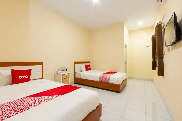 Батуретно: OYO 2008 Sellinas Family Residence Syariah