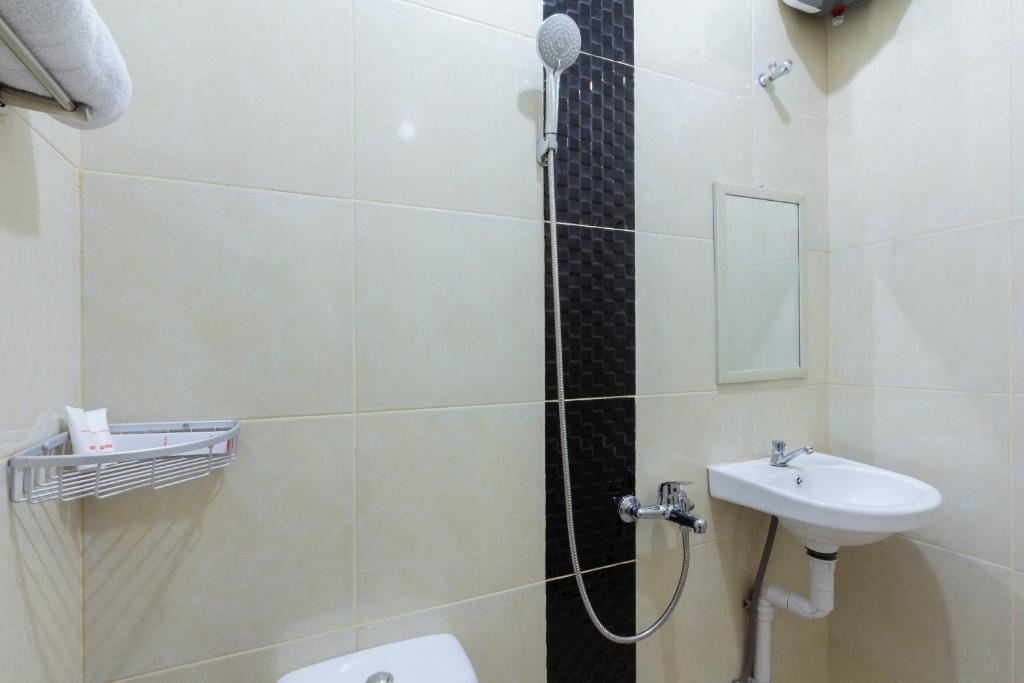 Батуретно: OYO 2008 Sellinas Family Residence Syariah