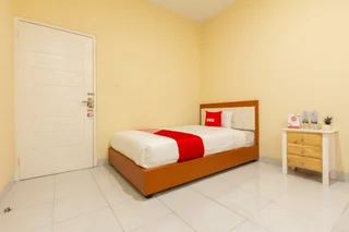 Батуретно: OYO 2008 Sellinas Family Residence Syariah