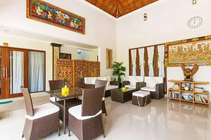Чангу: Villa Batu Bolong