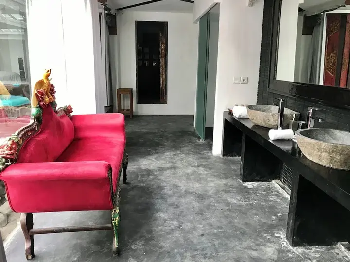 Чангу: Morabito Art Villa