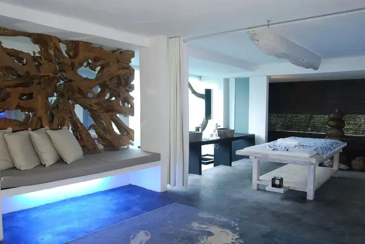 Чангу: Morabito Art Villa