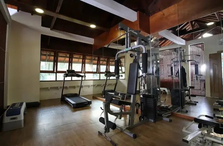 Джакарта: CoHaus 8 Studio & Kitchen