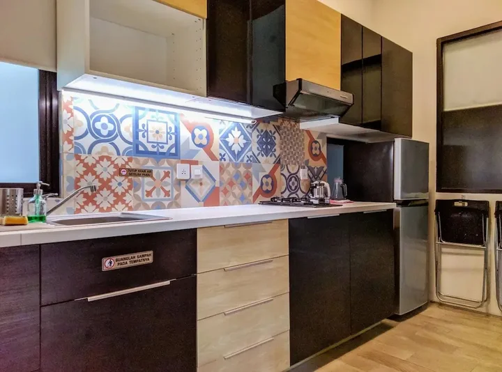 Джакарта: CoHaus 8 Studio & Kitchen