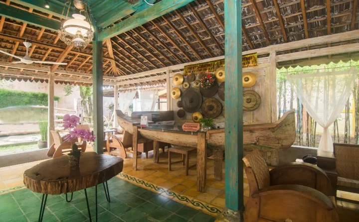 Депок: OYO 321 Kampung Lawasan Heritage Cottage