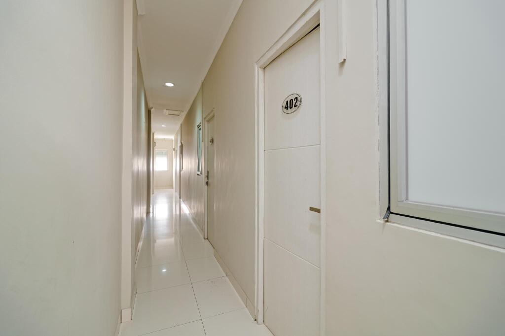 Джакарта: ENV Room