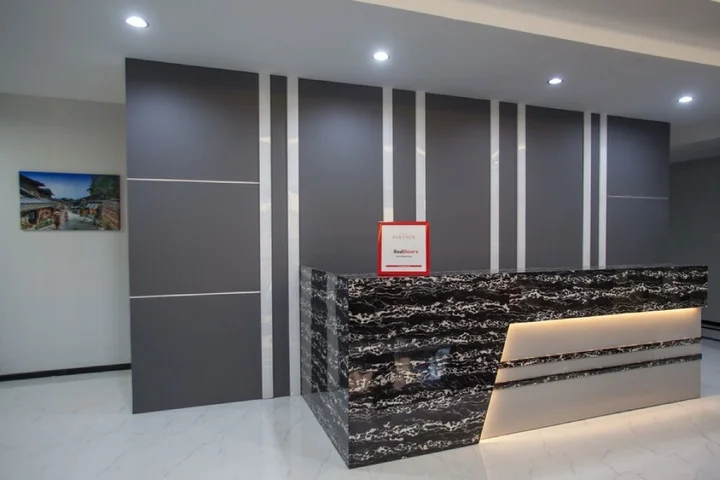 Маланг: RedDoorz Plus near Politeknik Negeri Malang