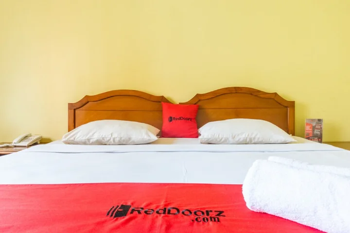 Маланг: RedDoorz Plus near Brawijaya Museum