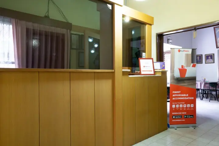 Маланг: RedDoorz Plus near Brawijaya Museum