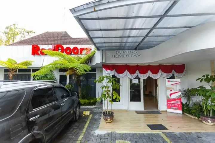 Маланг: RedDoorz Plus @ Idjen Boulevard Malang