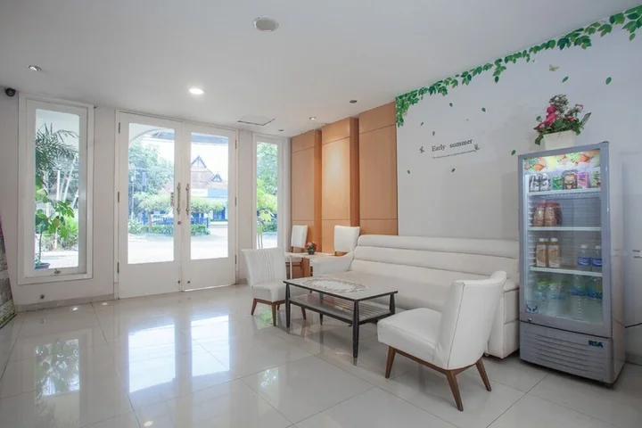 Маланг: RedDoorz Plus @ Idjen Boulevard Malang