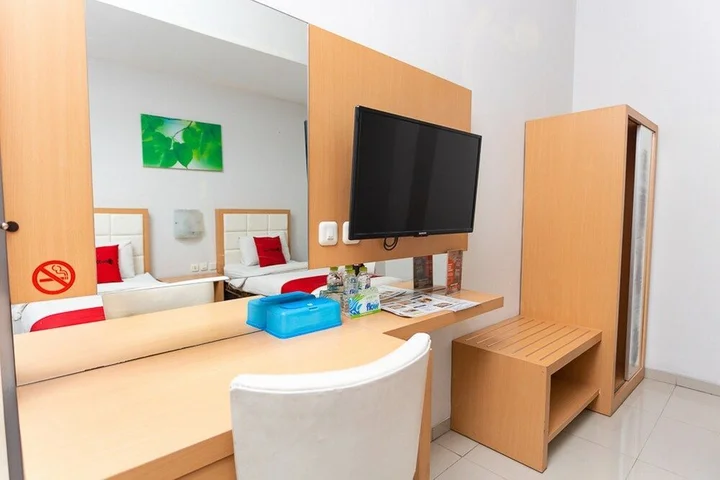 Маланг: RedDoorz Plus @ Idjen Boulevard Malang