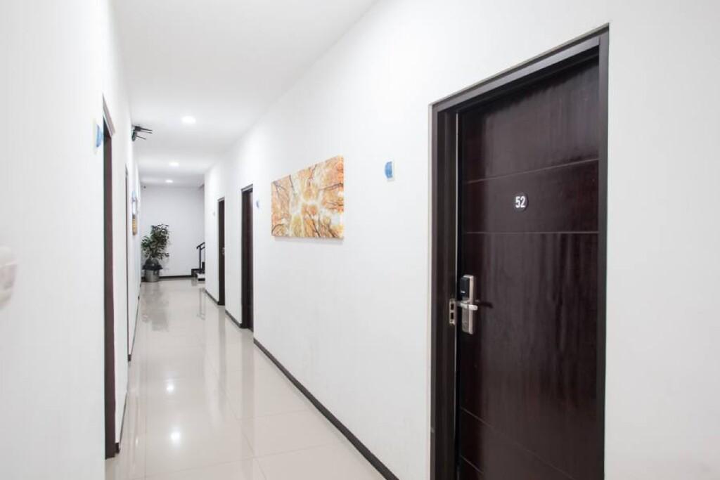 Маланг: RedDoorz near Taman Krida Budaya Malang