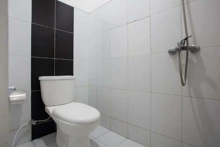 Маланг: RedDoorz near Taman Krida Budaya Malang