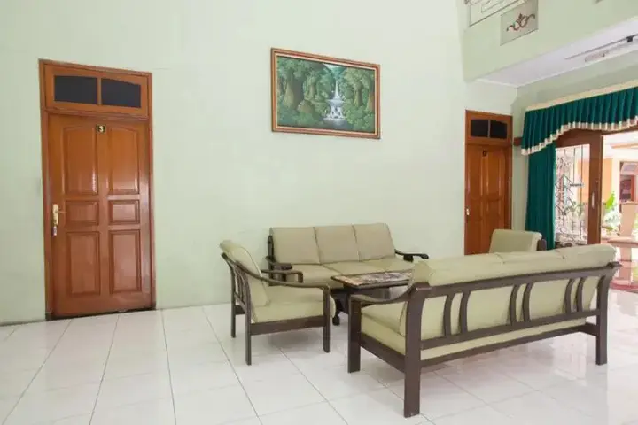Маланг: RedDoorz Syariah @ Janti Malang