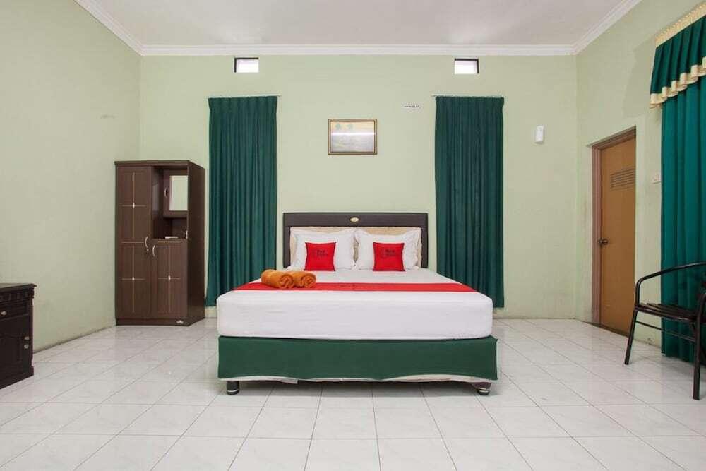 Маланг: RedDoorz Syariah @ Janti Malang