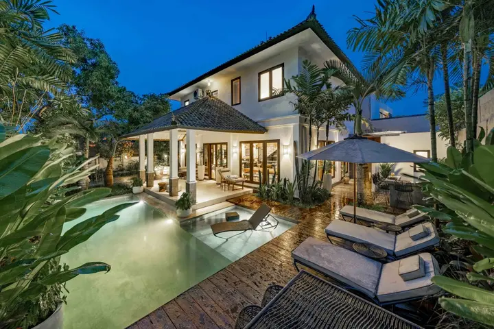 Кута: Вилла Gang Bima - Unique Retro Seminyak Private Mansion
