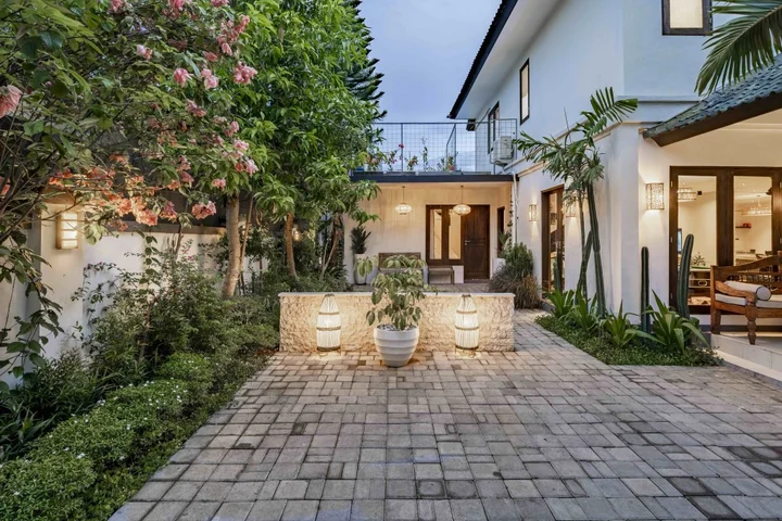 Кута: Вилла Gang Bima - Unique Retro Seminyak Private Mansion