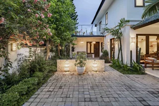 Кута: Вилла Gang Bima - Unique Retro Seminyak Private Mansion